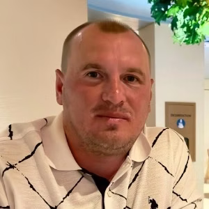 Artem Busyhin, Senior Front-end Engineer | React Engineer