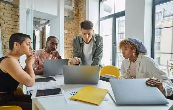 Upwork Reviews: TOP Upwork Alternatives